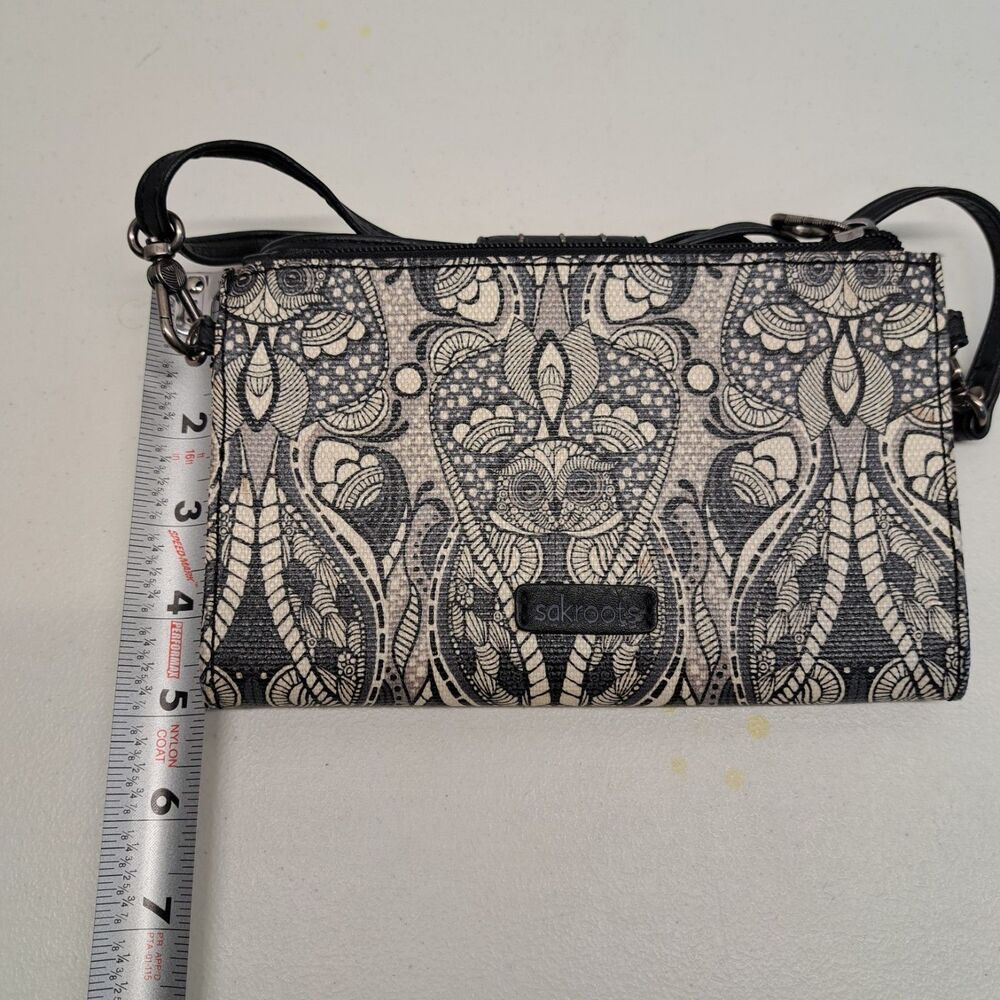 Sakroots Owl Printed Black/Ivory Adjustable Strap Crossbody Wallet/Purse - Picture 9 of 10